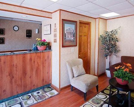 Econo Lodge University Arena Charlottesville Nội địa bức ảnh