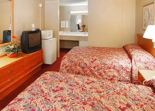Econo Lodge University Arena Charlottesville Phòng bức ảnh